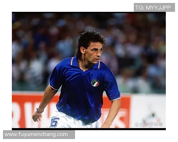 戴手套的足球明星如何在赛场上展现独特风采与个人魅力